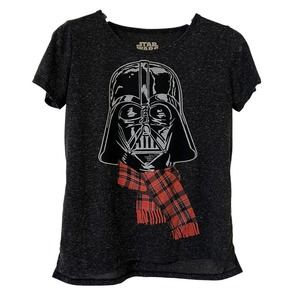 🌵 Star Wars Darth Vader Wearing Plaid Scarf Christmas T-Shirt - Size Medium